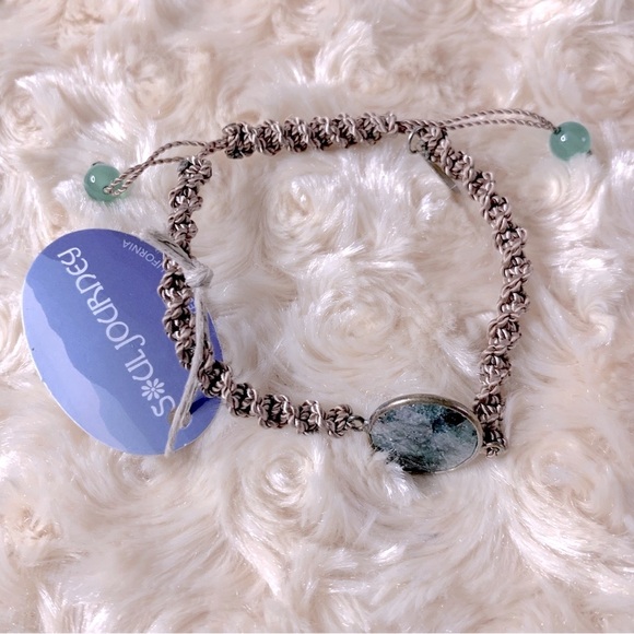 Soul Journey Emerald Birthstone Bolo Bracelet NWT - Picture 1 of 5